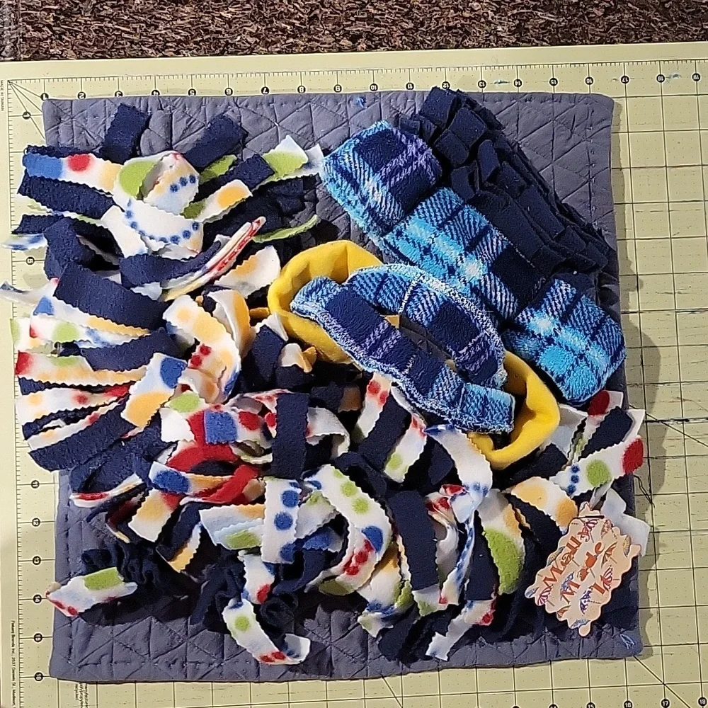 For Dogs Medium Snuffle Sniffer enrichment mat for medium dogs